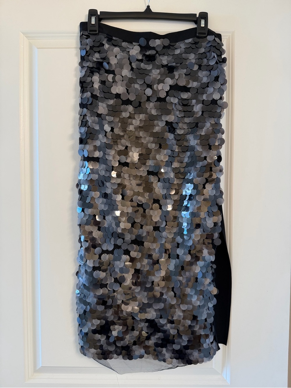 Akris Punto Silver Sequin Pencil Skirt
